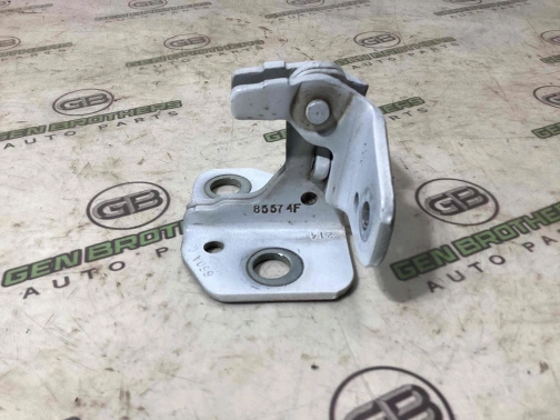 Петля дверей, замка дверей 7557-314 Jeep Grand Cherokee 15 - 20  55113660AC 