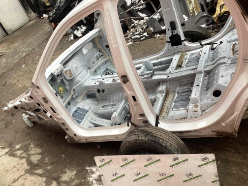 Стойки кузова и пороги 7557-367 Jeep Grand Cherokee 15 - 20  68214165AC 