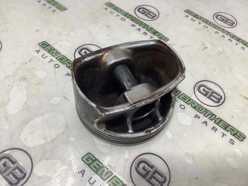 Поршень 7557-631 Jeep Grand Cherokee 15 - 20  68223459AD 