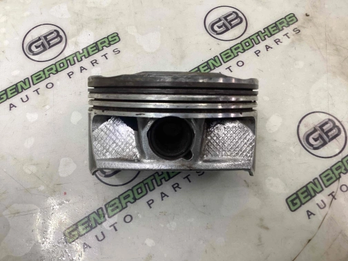 Поршень 7557-633 Jeep Grand Cherokee 15 - 20  68223459AD 