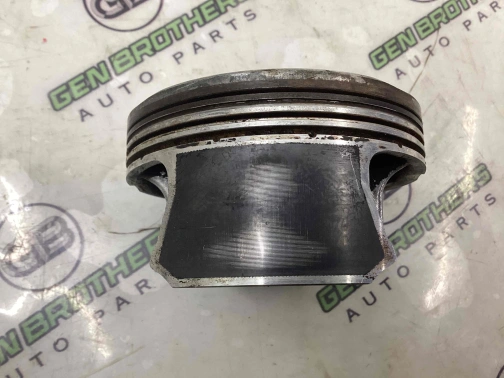 Поршень 7557-633 Jeep Grand Cherokee 15 - 20  68223459AD 
