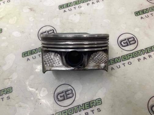 Поршень 7557-636 Jeep Grand Cherokee 15 - 20  68223379AD 