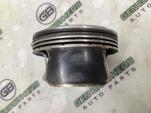 Поршень 7557-636 Jeep Grand Cherokee 15 - 20  68223379AD 