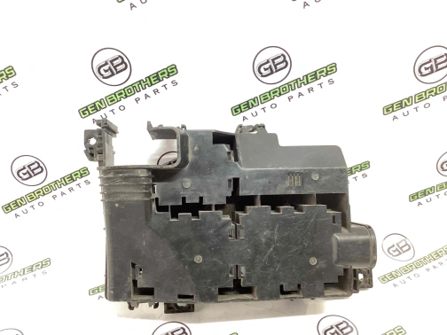 Крышка, корпус блока предохранителей 7733-062 Kia Magentis 