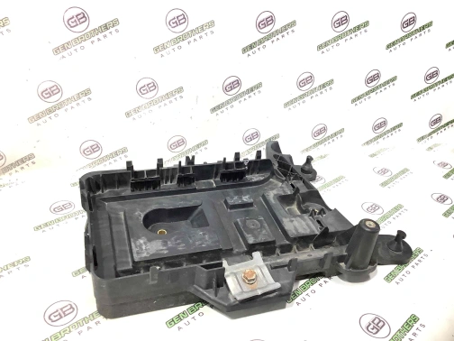 Полка аккумулятора, крышка, крепеж (площадка АКБ) 8043-014 Volkswagen Passat B7 USA  1K0915333 