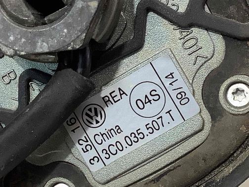 Антенна, усилитель антенны 8043-144 Volkswagen Passat B7 USA  3C0035507T 