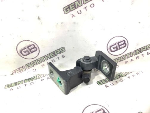 Петля дверей, замка дверей 8043-150 Volkswagen Passat B7 USA  7N0831402A 