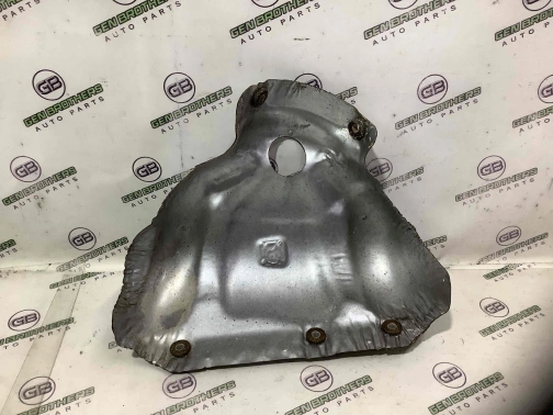 Теплоэкран, пластиковые изоляторы 8334-008 Jeep Compass 17-23  68084282AC 