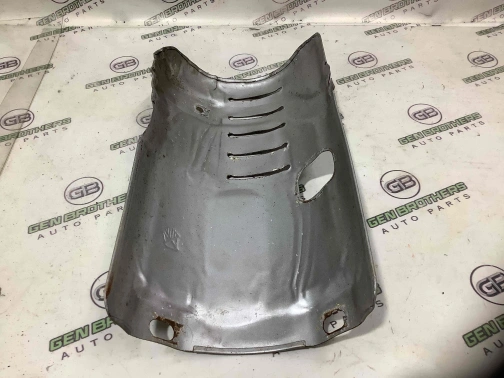 Теплоэкран, пластиковые изоляторы 8334-009 Jeep Compass 17-23  68404378AB 