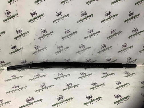 Молдинг двери задней правой 8334-273 Jeep Compass 17-23  68422296AA 