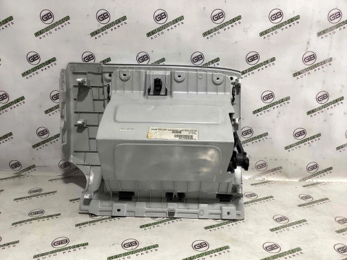 Бардачок (замок бардачка), короб подстаканника, ящик 8334-331 Jeep Compass 17-23  5UT24PS4AC 