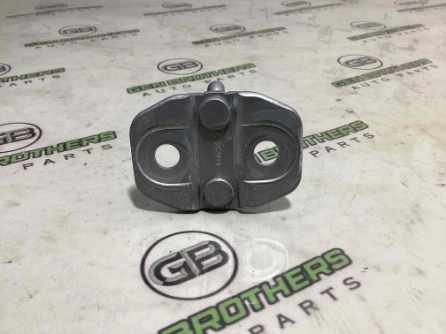 Петля дверей, замка дверей 8334-474 Jeep Compass 17-23  4589050AB 