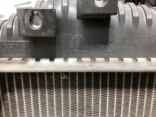 Радиатор основной 8674-017 Jeep Cherokee KL 14-18  68229290AA 