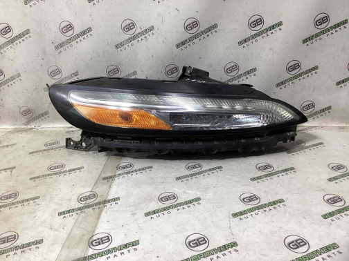 Фара правая 8674-032 Jeep Cherokee KL 14-18  68157102AP 