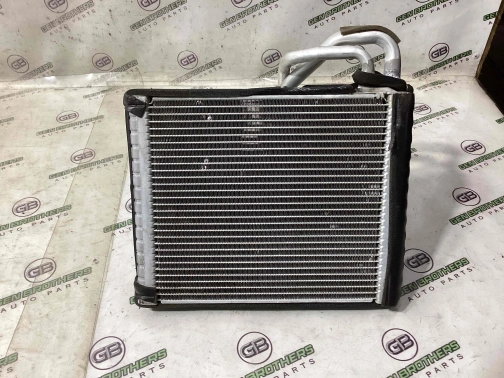 Испаритель кондиционера 8674-319 Jeep Cherokee KL 14-18  68223040AB 