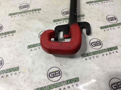 Крюк буксировочный 8674-366 Jeep Cherokee KL 14-18  68140284AA 