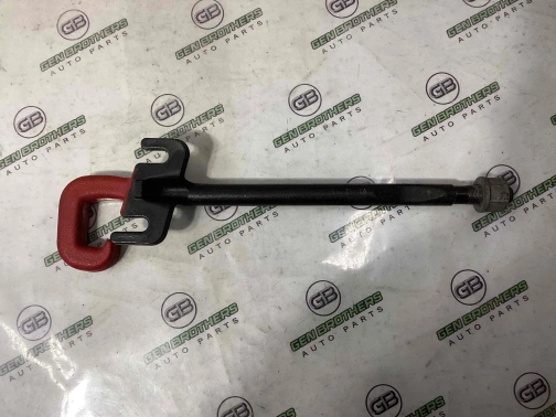 Крюк буксировочный 8674-366 Jeep Cherokee KL 14-18  68140284AA 