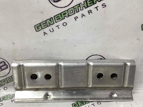 Полка аккумулятора, крышка, крепеж (площадка АКБ) 8811-157 Audi a4  4H0802419B 