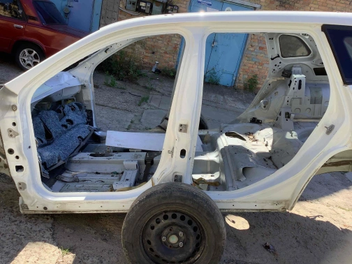 Стойки кузова и пороги 8998-335 Jeep Cherokee KL 18-23  68340151AB 