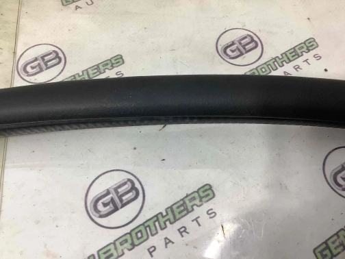 Уплотнитель стекла/двери 8998-340 Jeep Cherokee KL 18-23  68103093AB 
