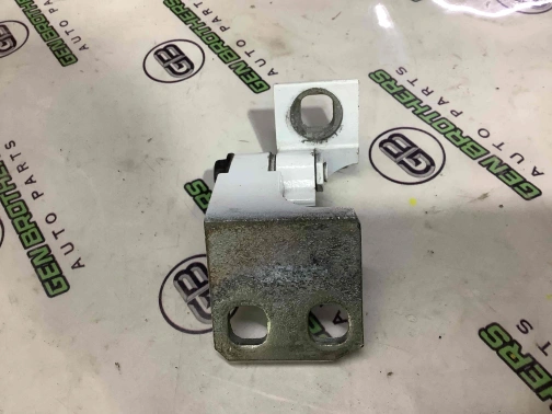 Петля дверей, замка дверей 8998-361 Jeep Cherokee KL 18-23  68140735AB 