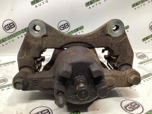 Суппорт передний правый 9065-045 Jeep Patriot  5191238AA 
