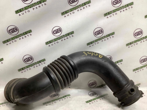 Патрубок воздушного фильтра 9065-113 Jeep Patriot  04891621AC 