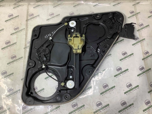 Стеклоподъемник задний левый 9252-013 Jeep Grand Cherokee 15 - 20  68079289AA 