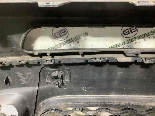 Бампер передний 9256-004 Jeep Renegade  6VZ71LXHAA 
