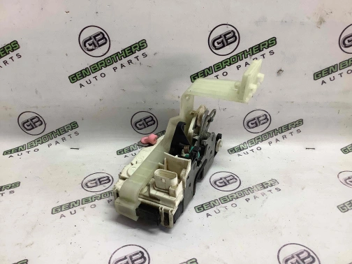 Замок двери задней левой 9660-057 Jeep Patriot  04589651AC 