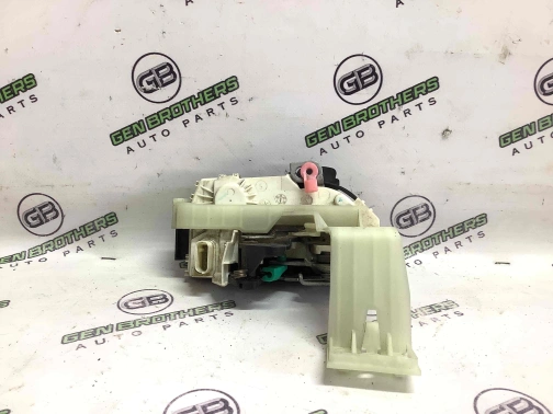 Замок двери задней левой 9660-057 Jeep Patriot  04589651AC 