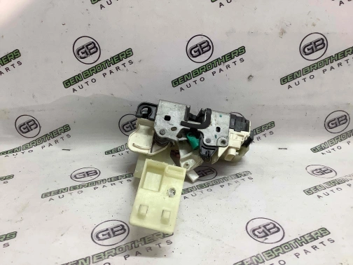 Замок двери передней левой 9660-060 Jeep Patriot  04589417AG 