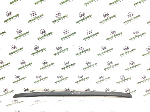 Молдинг лобового стекла 9660-135 Jeep Patriot  1BB33RXFAG 