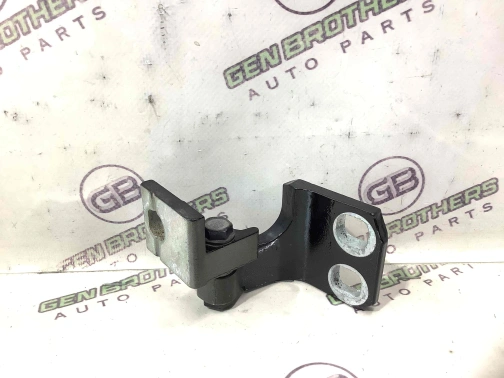 Петля дверей, замка дверей 9693-314 Jeep Cherokee KL 14-18  68140736AB 